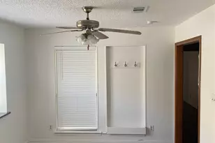 1520 Parkside Dr, Carrollton, TX 75006 - Photo 8