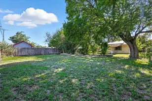 325 Hastings Dr, Cedar Hill, TX 75104 - Photo 18