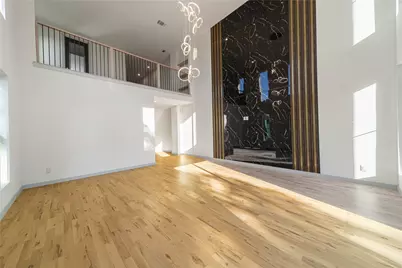 906 S Ewing Avenue, Dallas, TX 75203 - Photo 1