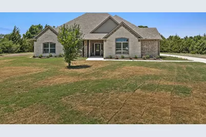600 Samantha Circle, Ector, TX 75439 - Photo 1