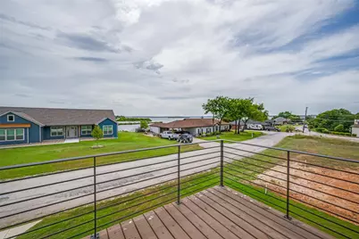 614 Twin Hills Road, Lake Bridgeport, TX 76426 - Photo 4