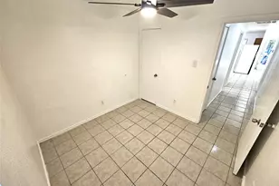 2837 Avenue J, Fort Worth, TX 76105 - Photo 14