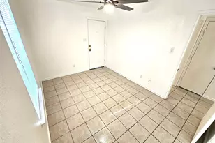 2837 Avenue J, Fort Worth, TX 76105 - Photo 12