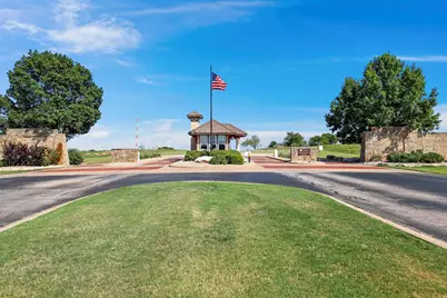 8504 Shetland Court W, Cleburne, TX 76033 - Photo 4