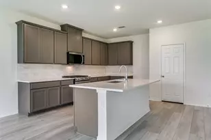 104 Northampton Dr, Justin, TX 76247 - Photo 10