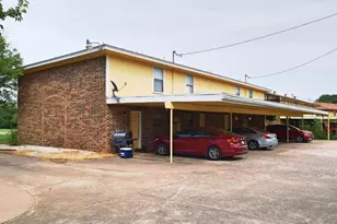 400 Amber Ln, Crowley, TX 76036 - Photo 4
