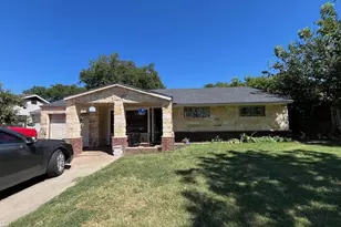 227 Halsey St, Dallas, TX 75224 - Photo 1