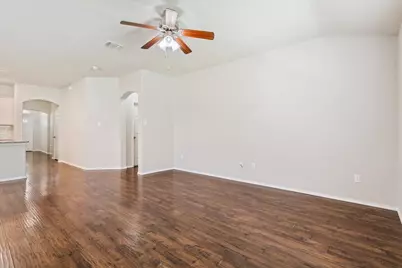 2725 Jackal Drive, Waco, TX 76655 - Photo 6