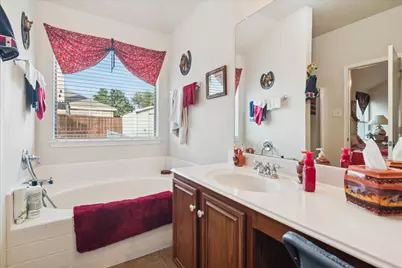 1532 Carrigan Lane, Denton, TX 76207 - Photo 18