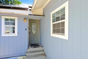 1209 15th Pl, Fort Worth, TX 76164 - Photo 2