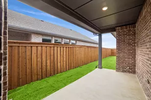 9821 Dahlia Blvd, Mesquite, TX 75126 - Photo 2