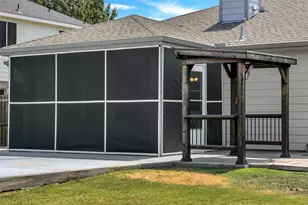 205 Broken Arrow, Krum, TX 76249 - Photo 38