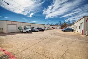 817 S Mill St, Lewisville, TX 75057 - Photo 1