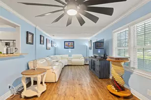 102 NE Murphy Rd, Burleson, TX 76028 - Photo 2