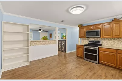 102 NE Murphy Road, Burleson, TX 76028 - Photo 8