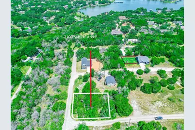 2100 Sabine Street, Granbury, TX 76048 - Photo 2