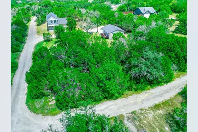 2100 Sabine Street, Granbury, TX 76048 - Photo 4