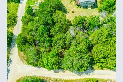 2100 Sabine Street, Granbury, TX 76048 - Photo 8