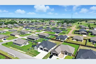 2414 Lauren St, Mabank, TX 75147 - Photo 32