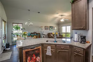 4028 Bravo Ranch Rd, Waco, TX 76705 - Photo 6