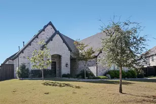 619 Stonehollow Dr, Shady Shores, TX 76208 - Photo 2