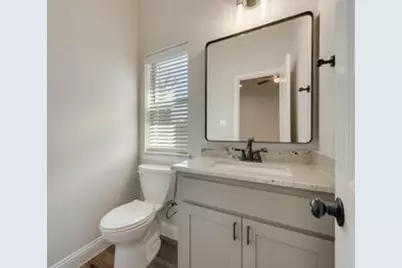 721 N Jefferson Street, Pilot Point, TX 76258 - Photo 6