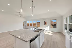 7420 Sunset Vly Ln, Denton, TX 76249 - Photo 4