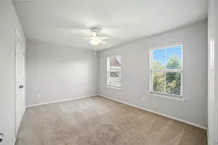 937 King George Ln, Savannah, TX 76227 - Photo 18