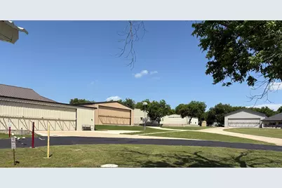 7012 Westover Drive, Granbury, TX 76049 - Photo 8