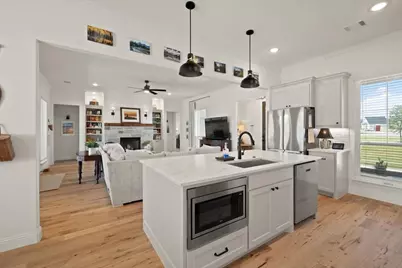 1028 Gatlin Circle, Springtown, TX 76082 - Photo 10