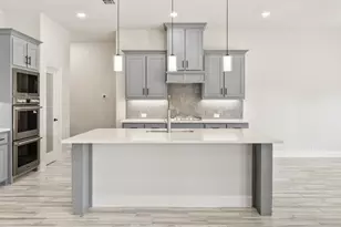 340 Alina St, Burleson, TX 76028 - Photo 12