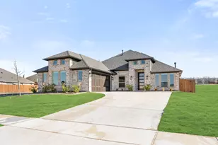 340 Alina St, Burleson, TX 76028 - Photo 1
