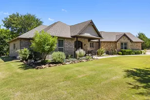 335 County Rd 4524, Whitewright, TX 75491 - Photo 6