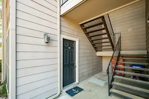 2101 Count Fleet Dr, Arlington, TX 76011 - Photo 4