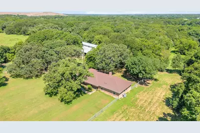 8855 County Road 107, Grandview, TX 76050 - Photo 2