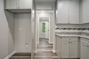 8855 County Rd 107, Grandview, TX 76050 - Photo 12