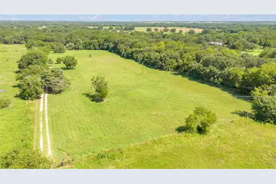8855 County Road 107, Grandview, TX 76050 - Photo 34