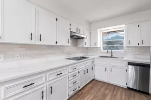 102 Lakecrest Pl, Waxahachie, TX 75165 - Photo 6