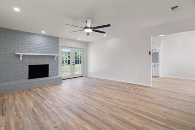 102 Lakecrest Place, Waxahachie, TX 75165 - Photo 12