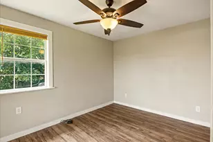 2637 Shoreline Ct, Weatherford, TX 76087 - Photo 24