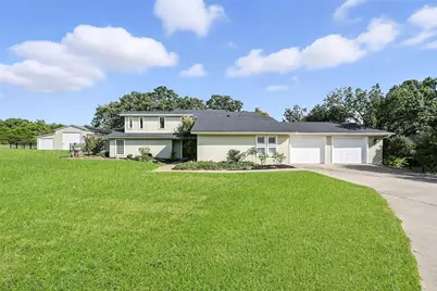 294 Wolfcreek Road, Valley View, TX 76272 - Photo 4
