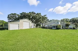 294 Wolfcreek Rd, Valley View, TX 76272 - Photo 34