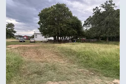 202 Salt Creek Road, Springtown, TX 76082 - Photo 2