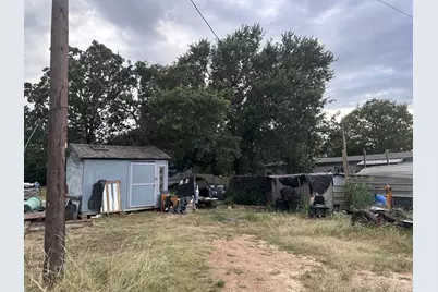 202 Salt Creek Road, Springtown, TX 76082 - Photo 8