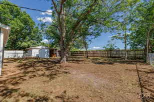 1817 Jefferies St, Abilene, TX 79603 - Photo 40