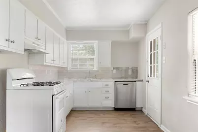 1320 Longview Street, Mesquite, TX 75149 - Photo 8