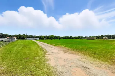 243 County Road 4851, Newark, TX 76071 - Photo 32