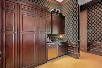 1600 Nelson Drive, Irving, TX 75038 - Photo 10