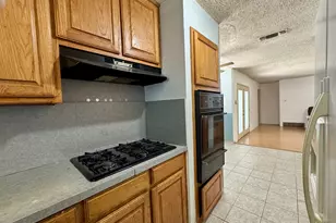 408 NW Douglas St, Burleson, TX 76028 - Photo 12