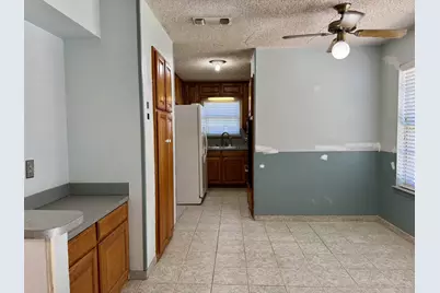 408 NW Douglas Street, Burleson, TX 76028 - Photo 10